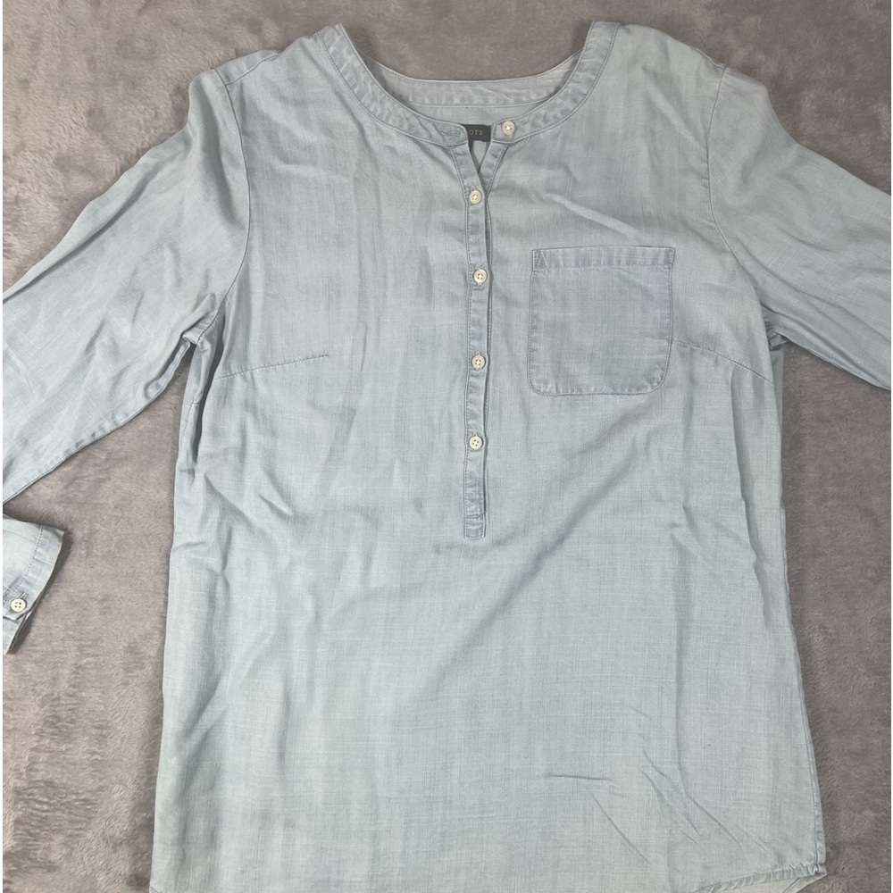 Womens Talbots Size Medium Long Sleeve Blue Blouse Shirt